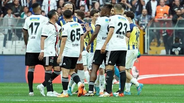 Sezonun son derbisi nefes kesti! Beşiktaş ile Fenerbahçe puanları paylaştı