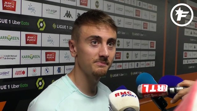Valentin Rongier félicite le FC Nantes