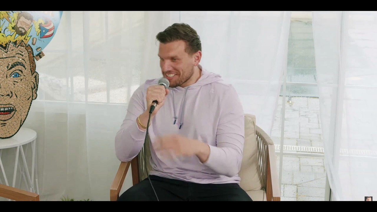 Brendan Schaub calls Chris DiStefano a Sellout for his Netflix deal, is clearly annoyed