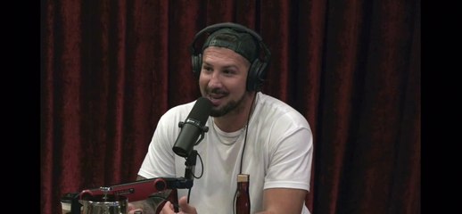 Brendan Schaub made Dave Chapelle quit smoking (hint: another lie)