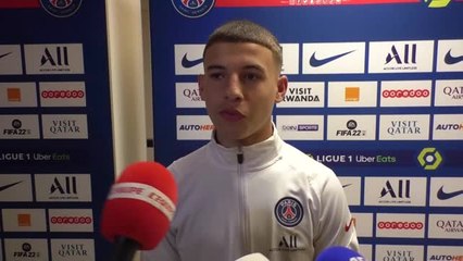 36e j. - Gharbi : "Rentrer avec Messi, Mbappé et Neymar, je n'avais jamais rêvé aussi loin"