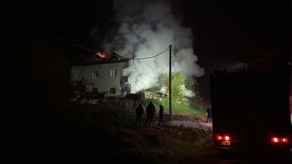 Bir evde çıkan yangın söndürüldü