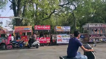 VIP hideout in the grip of encroachment and dirt