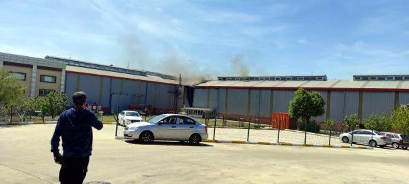 Son dakika haber! TEKİRDAĞ'DA DÖKÜM FABRİKASINDA YANGIN