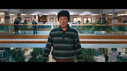 Everything Everywhere All At Once | Clip: Fanny Pack Fight