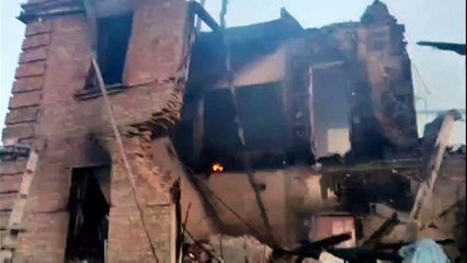 ستون قتيلا في مدرسة تعرضت للقصف في شرق أوكرانيا