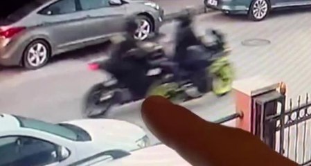 Maltepe'de 100 bin TL'lik motosikleti ittirerek böyle çaldılar