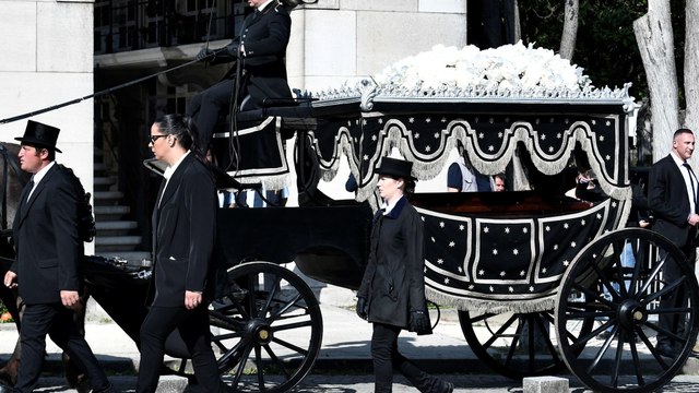 Obsèques de Régine : « C'était une des dernières grandes dames avec une gouaille parisienne »