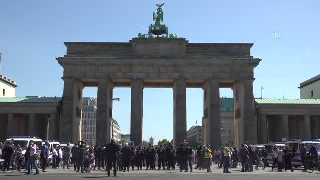 9 Mayıs Zafer Bayramı'nın 77. yıl dönümü - Anma töreni