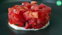 Tartare de tomates/basilic sur lit de mozzarella