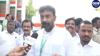 Telangana: ప్రసంగంలో వాడివేడి పెంచిన Rahul Gandhi జోష్ లో టీపిసీసీ  | Telugu Oneindia