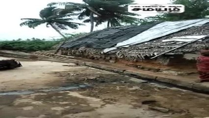 மின்கம்பங்கள் சாய்ந்து வீடுகள் சேதம்; பொதுமக்கள் அச்சம்!