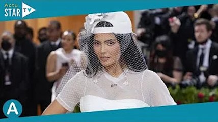 Kylie Jenner snobe son fils nouveau-né dans son hommage pour la Fête des mères