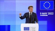 Macron veut réviser les traités européens
