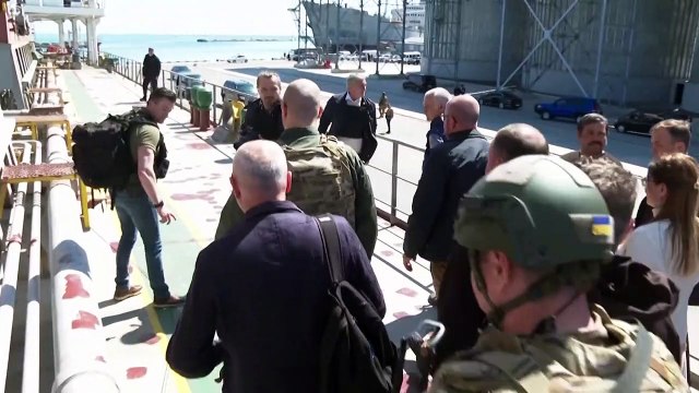 Chefe da União Europeia visita Ucrânia e promete apoio