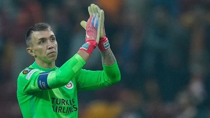 Galatasaray'dan ayrılıyor mu? Fernando Muslera son kararını verdi