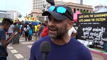 Премьер-министр Шри-Ланки объявил об отставке на фоне массовых беспорядков