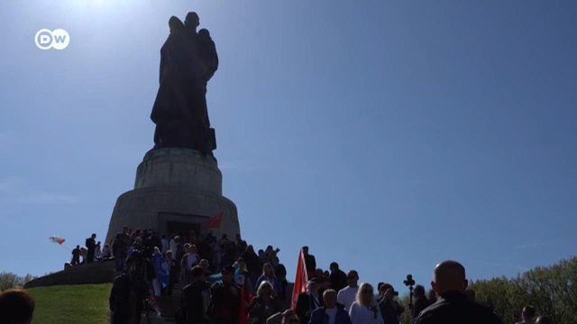 9 мая в Трептов-парке: кому полиция Берлина разрешила флаги СССР