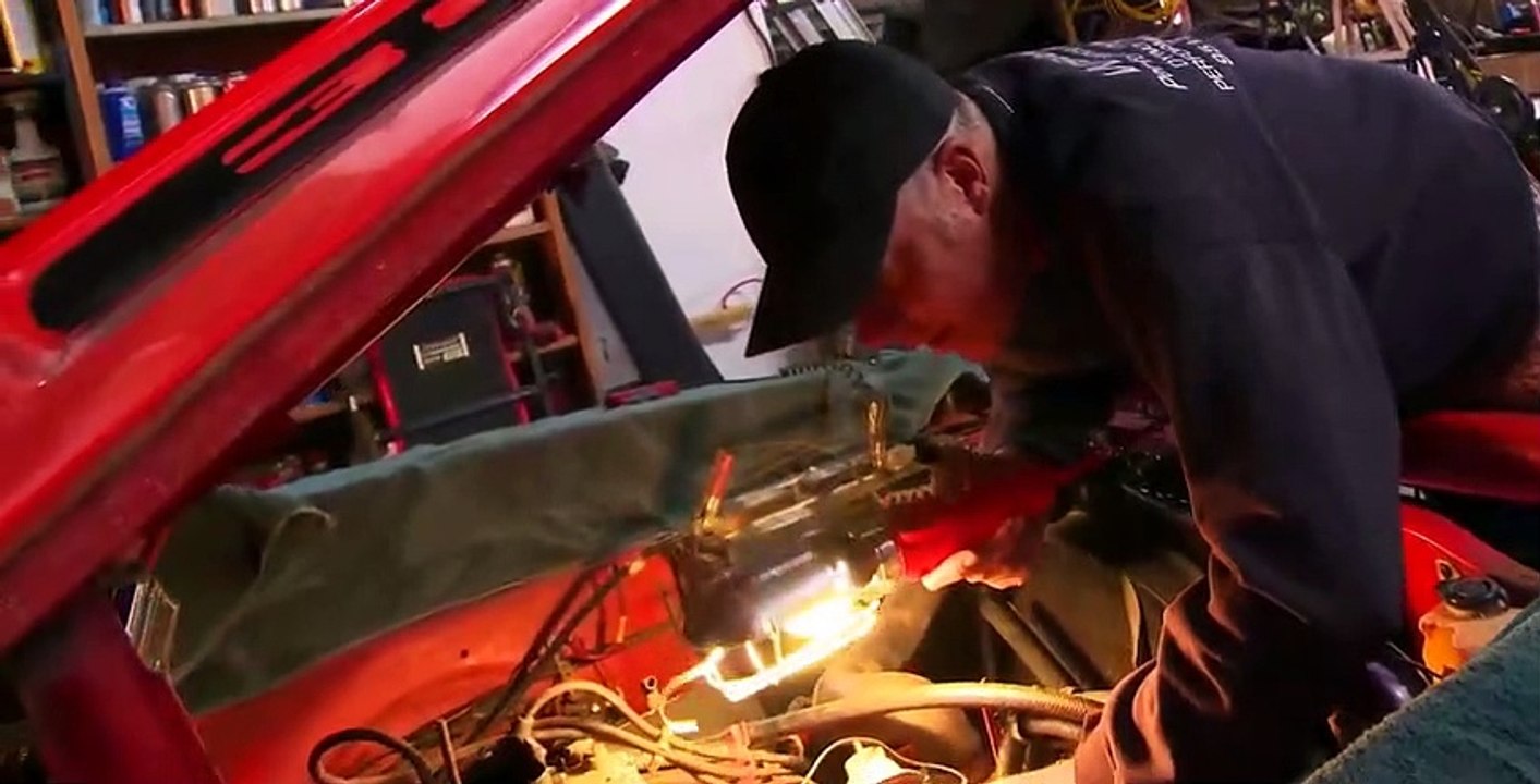 Roadkill Garage S02 E01
