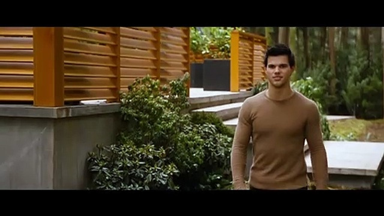 La bande-annonce de Twilight 5 : que devient Mackenzie Foy alias Renesmée ?