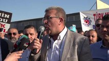 Bursa'da Sendikaya Üye Olan İşçinin İşten Atılması Üzerine Türk Metal Fabrika Önünde Eylem Yaptı