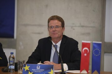 AB Türkiye Delegasyonu Başkanı, Rusya'nın özgürlüklere savaş açtığını söyledi