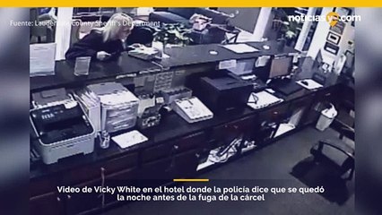 Video de Vicky White en el hotel donde la policía dice que se quedó la noche antes de la fuga de la cárcel