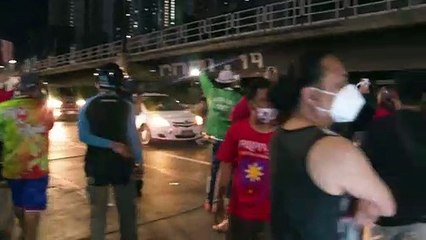 Filho do ex-ditador Marcos vence eleição presidencial nas Filipinas