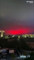السماء تتحول إلى لون الدم وتثير الرعب في الصين