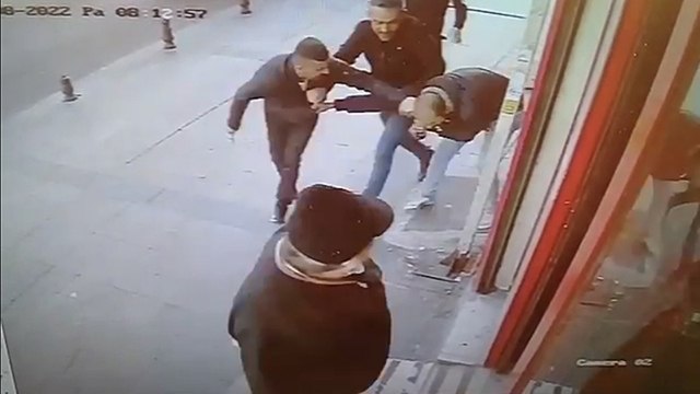 İstanbul’da korkunç cinayet kamerada