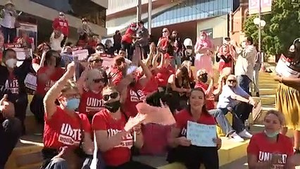 Workers go on strike in WA calling for better pay