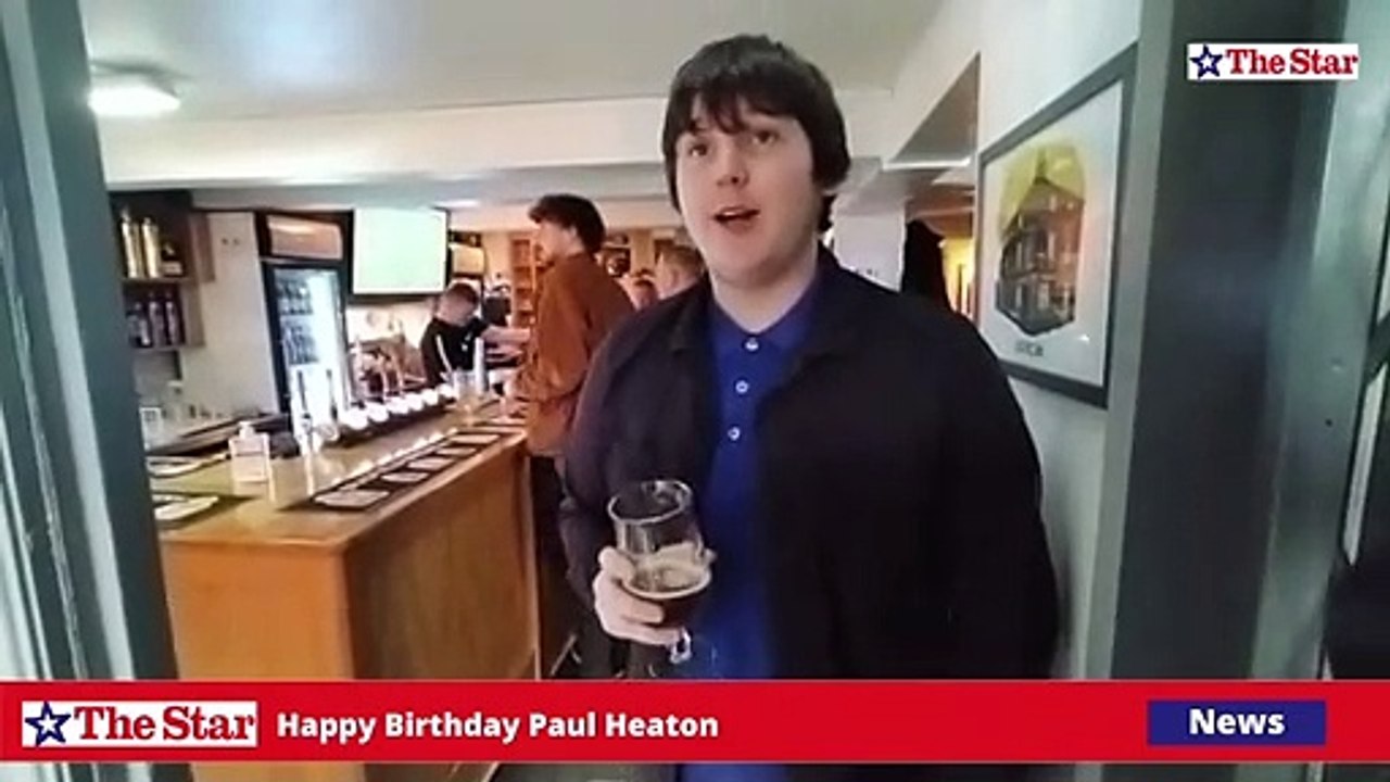 Sheffield musical icon Paul Heaton has offered to buy fans free drinks in two bars in Sheffield  to celebrate his birthday.
