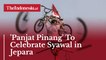 'Panjat Pinang' Competition To Celebrate Syawal in Jepara