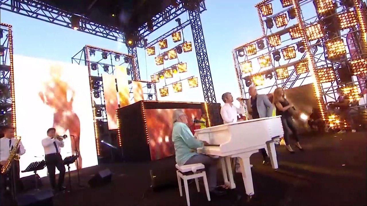 Gilbert Montagne chante "Les sunlights des tropiques" en live sur France 2