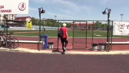 60 yaşından sonra atletizme başlayıp 7 yılda 15 birincilik kazandı