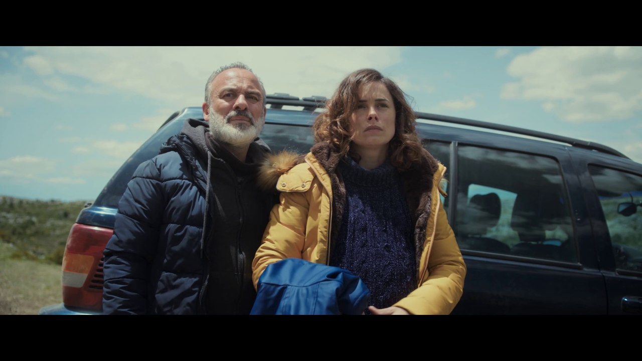 Die Geheime Tochter Trailer Deutsch German (2022)