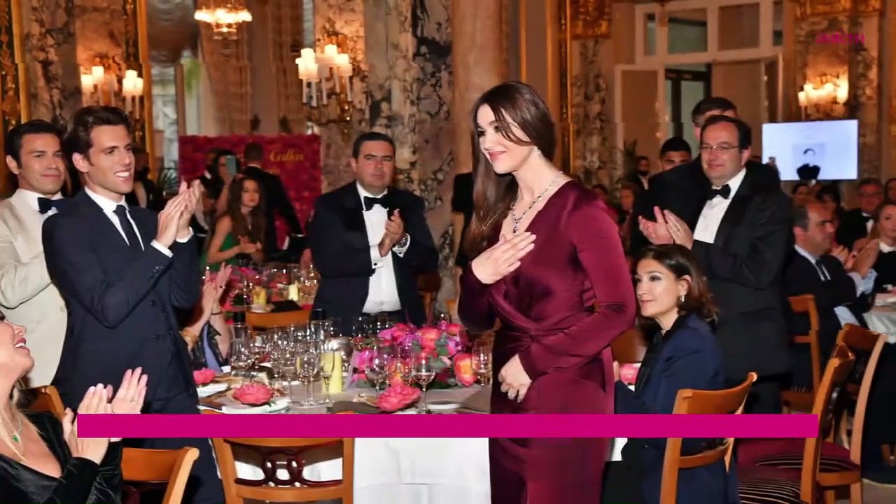 Monica Bellucci : à 57 ans, elle subjugue dans une robe glamour