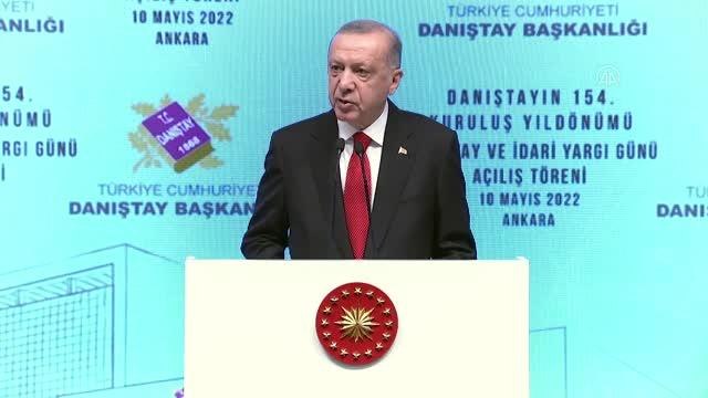 Cumhurbaşkanı Erdoğan: Milletimizi, ruhunu 12 Eylül vesayetçilerinin üflediği darbe mahsulü mevcut anayasadan kurtarma irademiz bakidir
