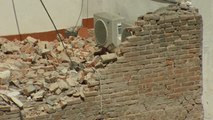 Los vecinos del edificio siniestrado en Madrid, a la espera de que comience el derribo
