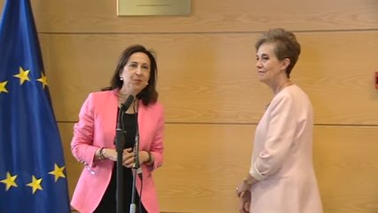 Destituida la directora del CNI