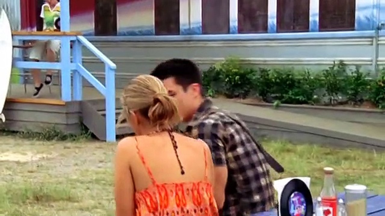 Alien Surfgirls Staffel 1 Folge 11