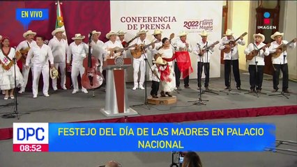 Скачать видео: Festejan el Día de las Madres en Palacio Nacional