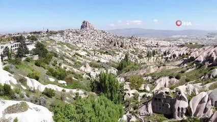 Yeşile bürünen Kapadokya ziyaretçilerini bekliyor