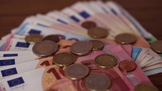 Bankitalia, a marzo in crescita prestiti e depositi