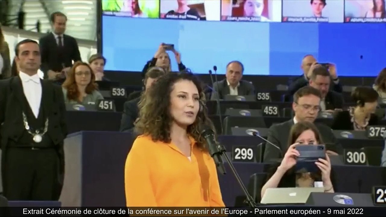 La danse "offerte par la France" au Parlement européen