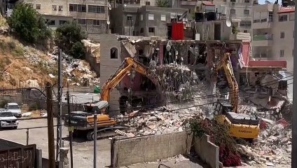 Israel destrói prédio palestino em Jerusalém e deixa 35 desabrigados