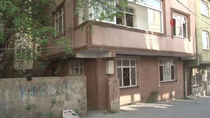 Arnavutköy'de mahalle sakinlerinin metruk bina isyanı