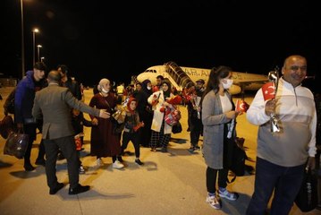 Ukrayna'dan tahliye edilen Ahıska Türkleri Elazığ'a geldi