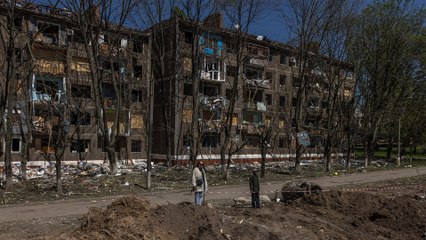 احتدام المعارك بين قوات دونيتسك والجيش الأوكراني