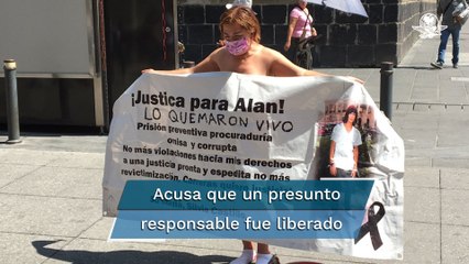 En el Día de las Madres Silvia protesta desnuda; pide investigar asesinato de su hijo